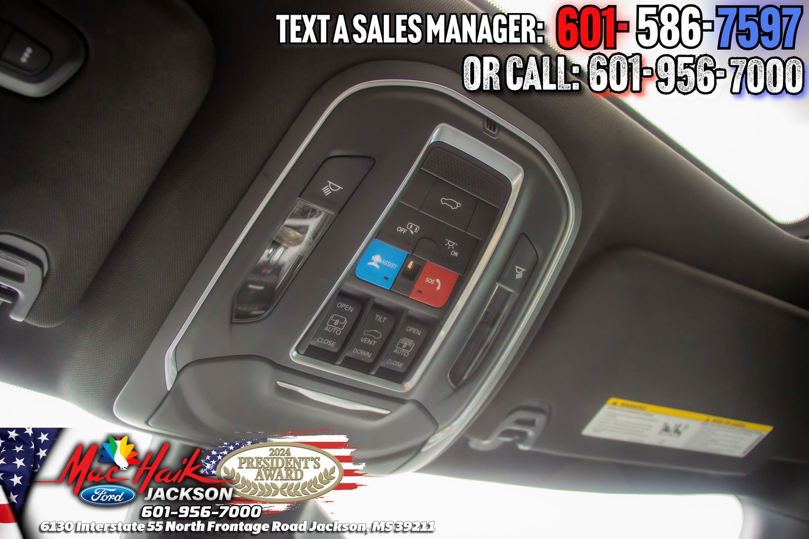 Used 2023 Jeep Wagoneer Series II AWD/4WD image 17