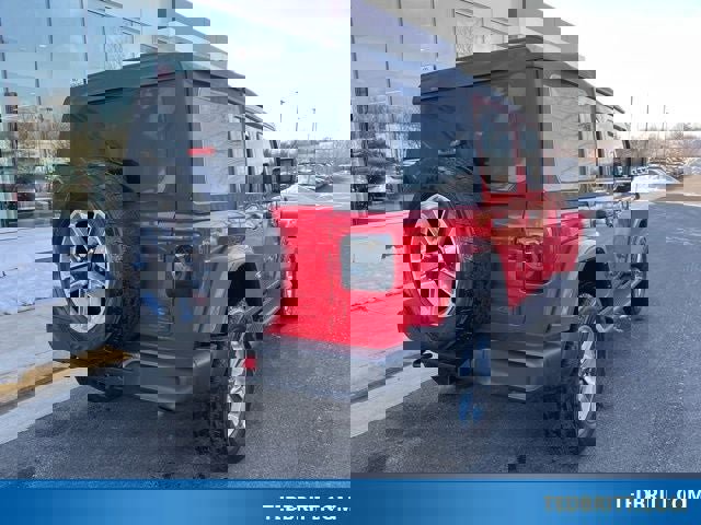 Used 2021 Jeep Wrangler Unlimited Sahara w/ Cold Weather Group image 5