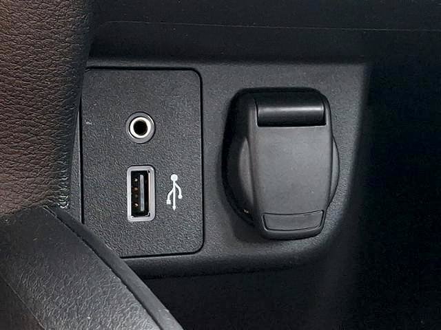 Used 2023 Nissan Versa S w/ Trunk Package FWD image 24