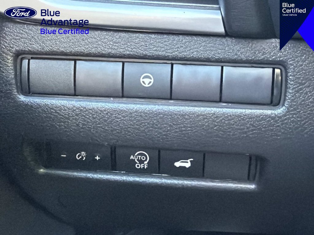 Used 2026 Nissan Rogue SV w/ Cold Weather Package FWD image 31