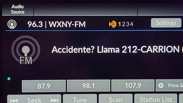 Used 2025 Honda Pilot EX-L image 12