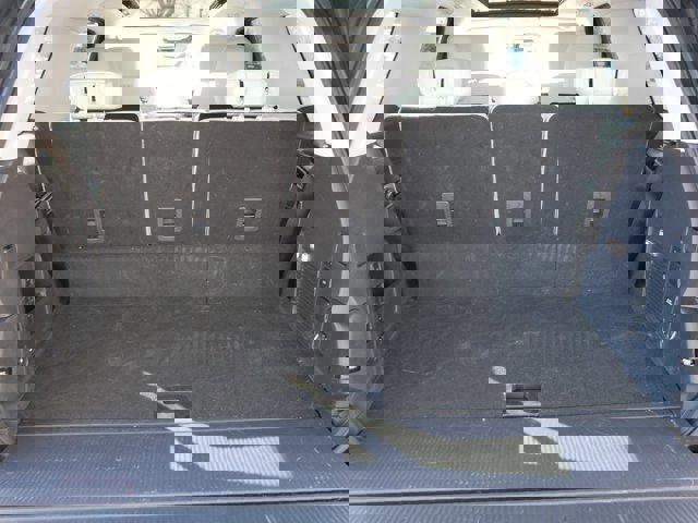 Certified 2025 Ford Expedition Platinum image 17