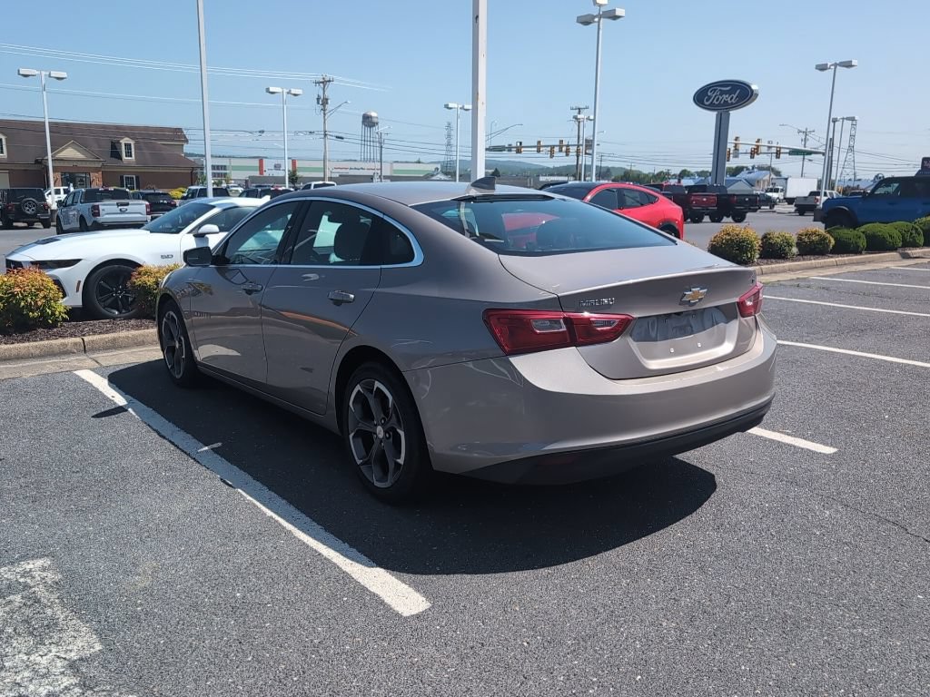Used 2023 Chevrolet Malibu LT FWD image 7