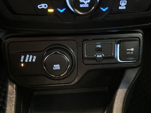 Used 2022 Jeep Renegade Latitude w/ Convenience Group AWD/4WD image 25
