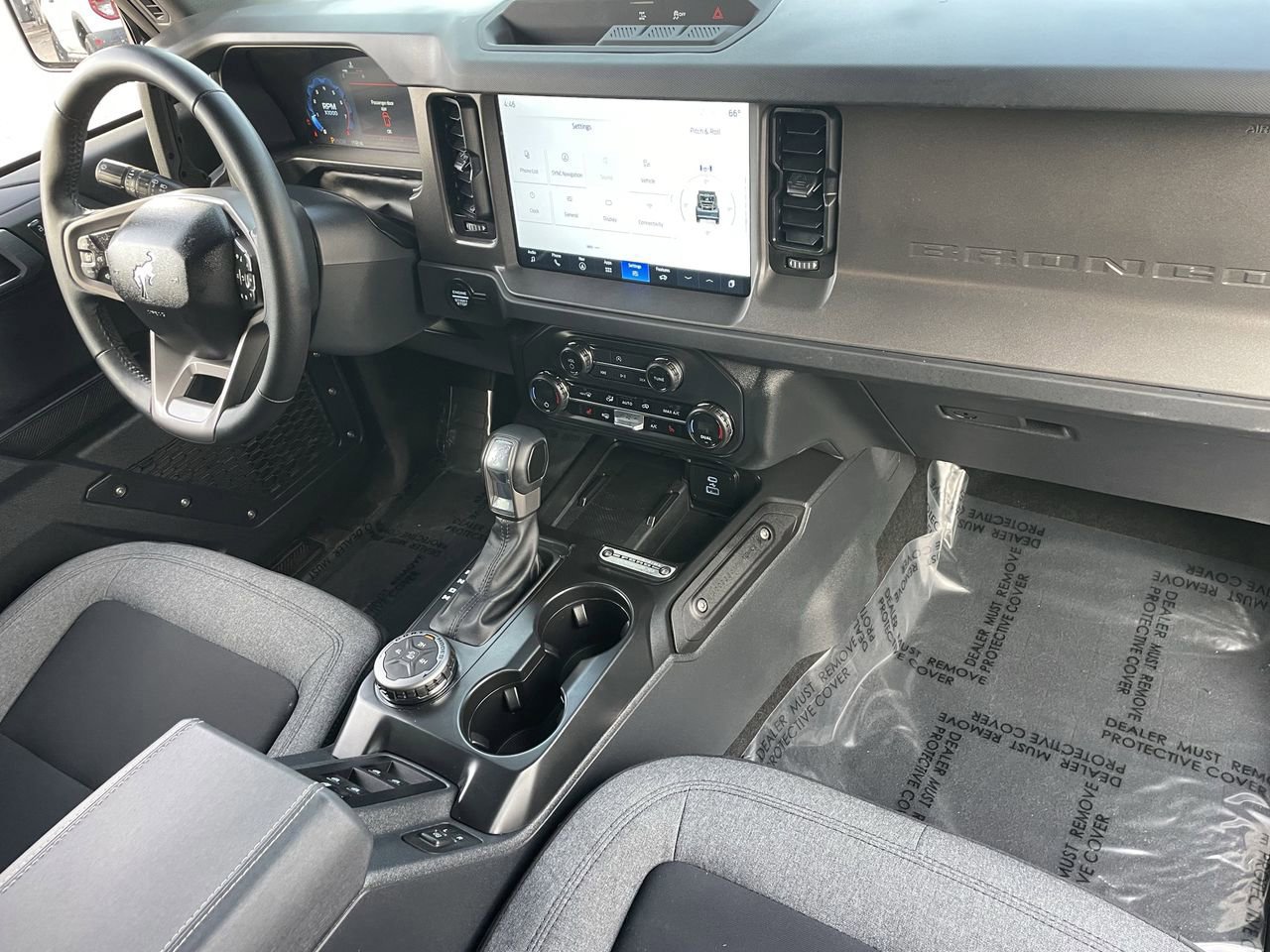 Certified 2025 Ford Bronco Big Bend image 13