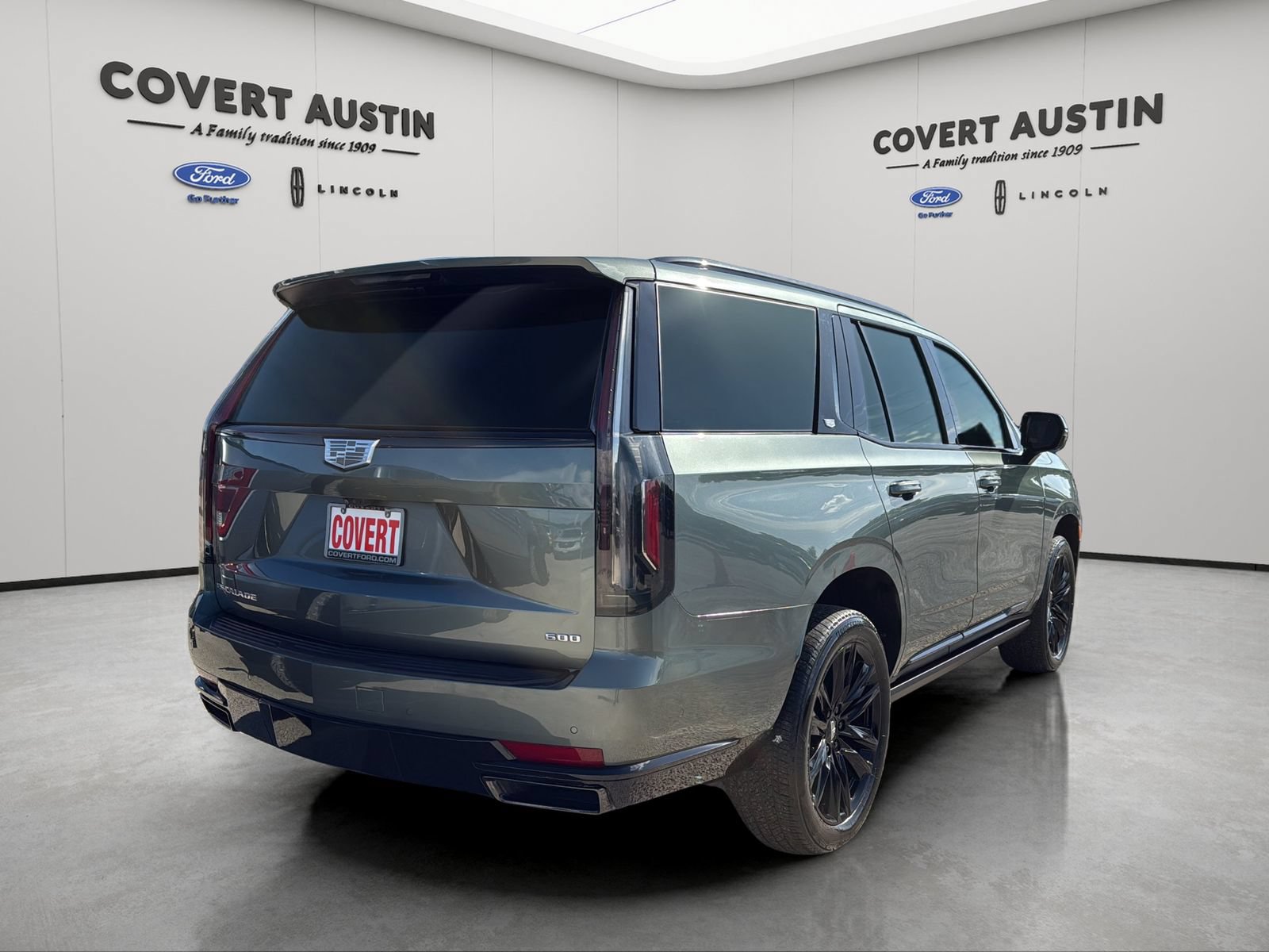 Used 2024 Cadillac Escalade Sport Platinum AWD/4WD image 6
