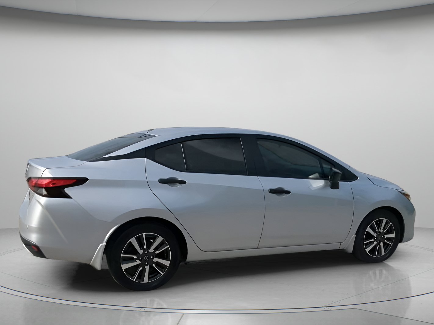 Used 2024 Nissan Versa S w/ S Plus Package FWD image 30