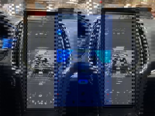 Certified 2022 Ford Edge Titanium image 10