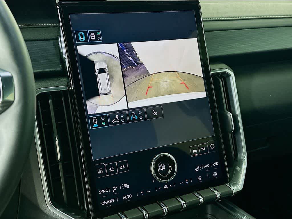Used 2025 GMC Acadia Elevation FWD image 28