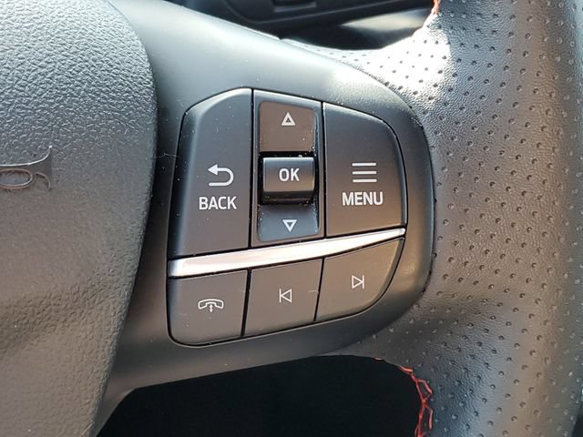 Certified 2025 Ford Escape ST-Line AWD/4WD image 12
