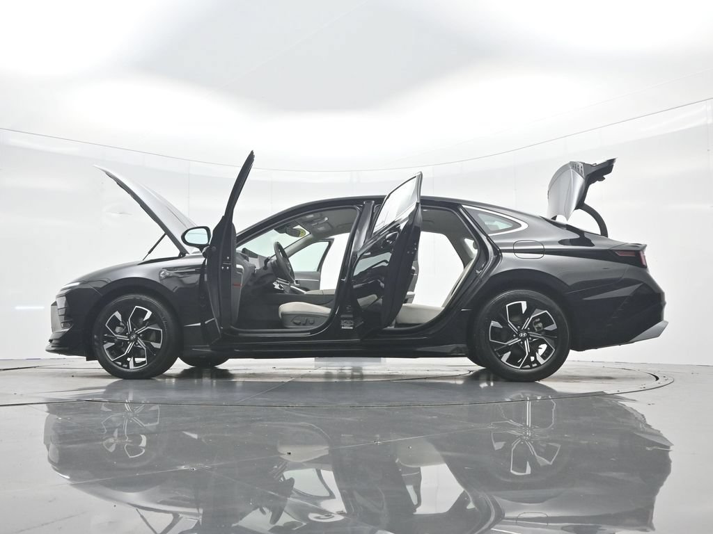 Used 2025 Hyundai Sonata SEL FWD image 52