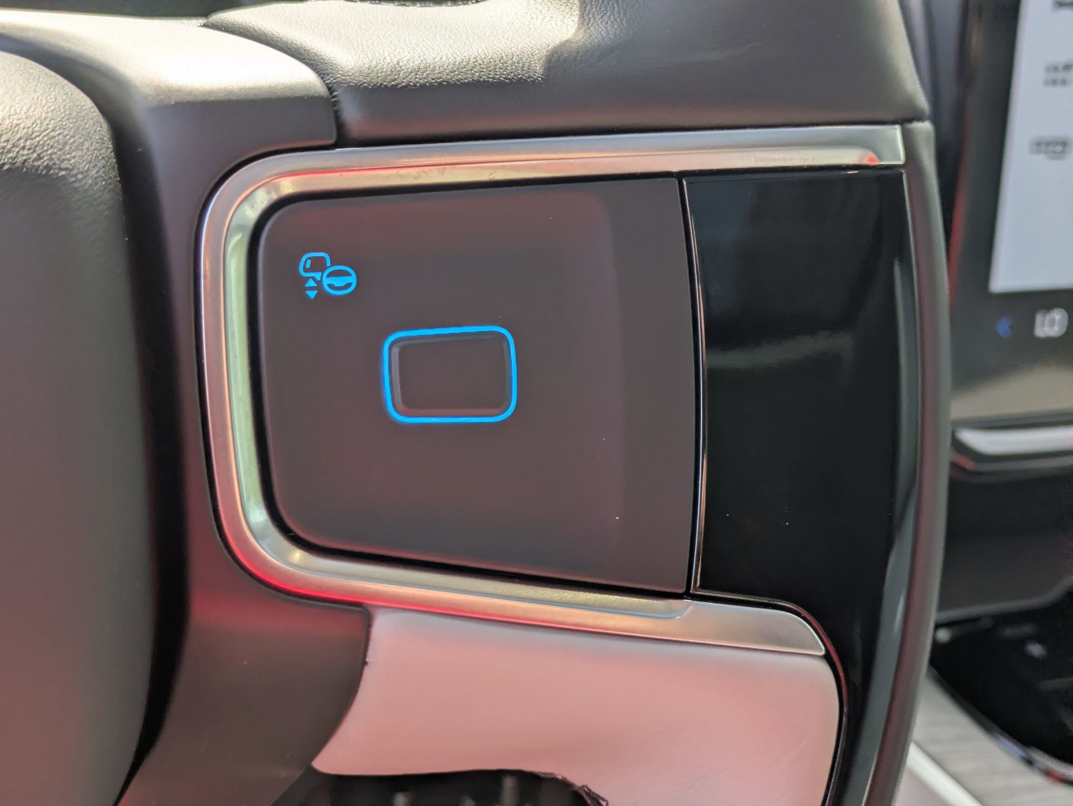 Certified 2025 Ford Expedition Platinum w/ Driver's Package image 20