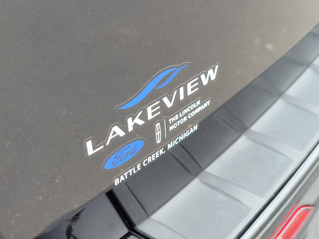 Certified 2024 Ford Explorer ST-Line w/ Class IV Trailer Tow Package AWD/4WD image 33
