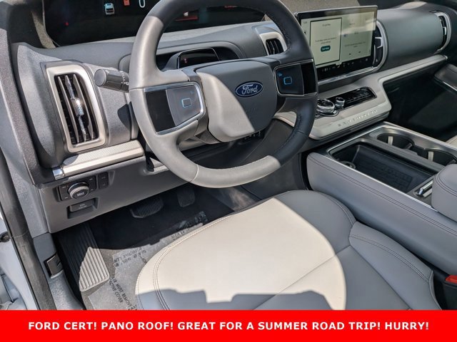 Certified 2025 Ford Expedition Active AWD/4WD image 10