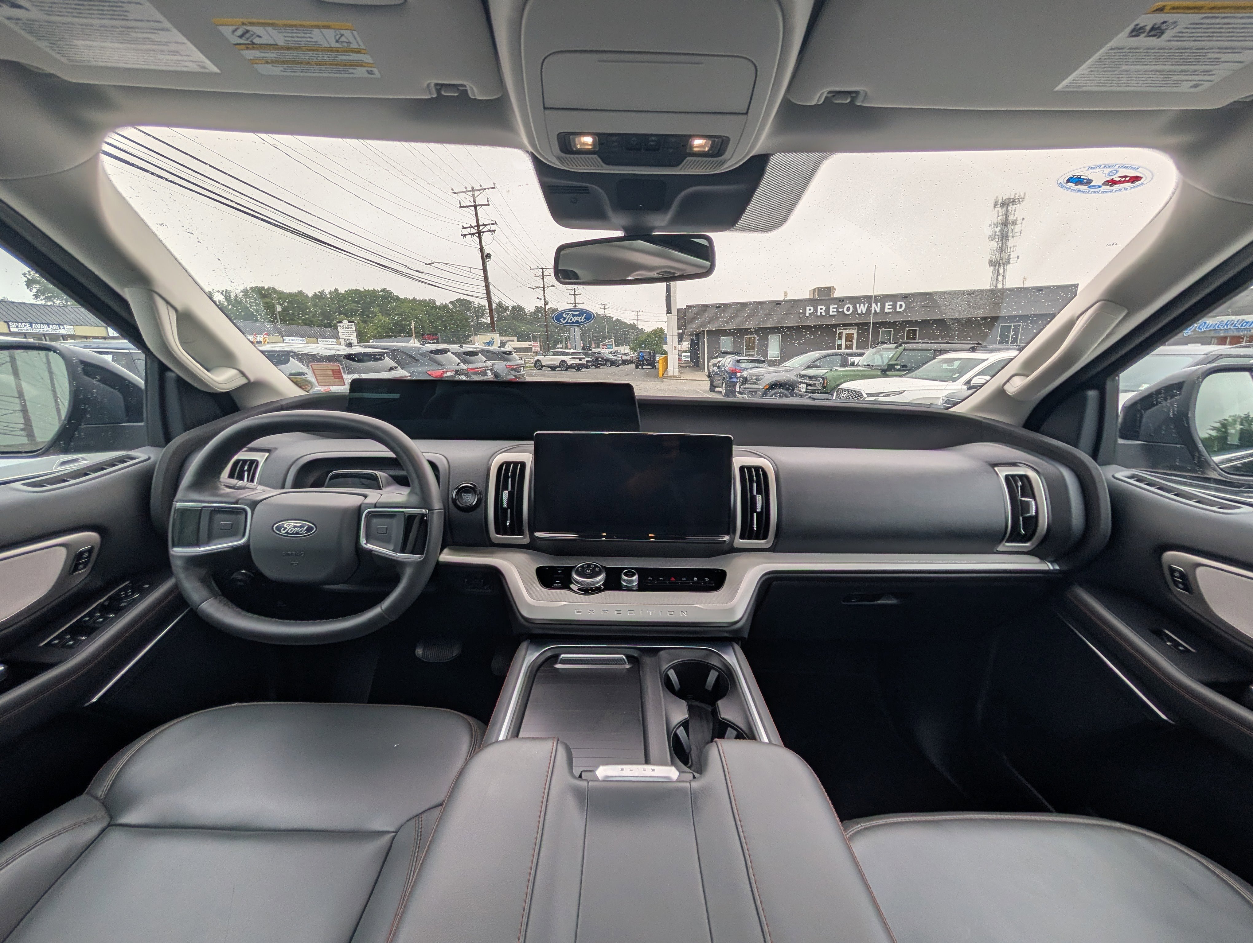 Certified 2025 Ford Expedition Active AWD/4WD image 24