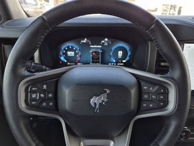 Certified 2025 Ford Bronco Badlands AWD/4WD image 19