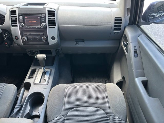 Used 2018 Nissan Frontier SV AWD/4WD image 13