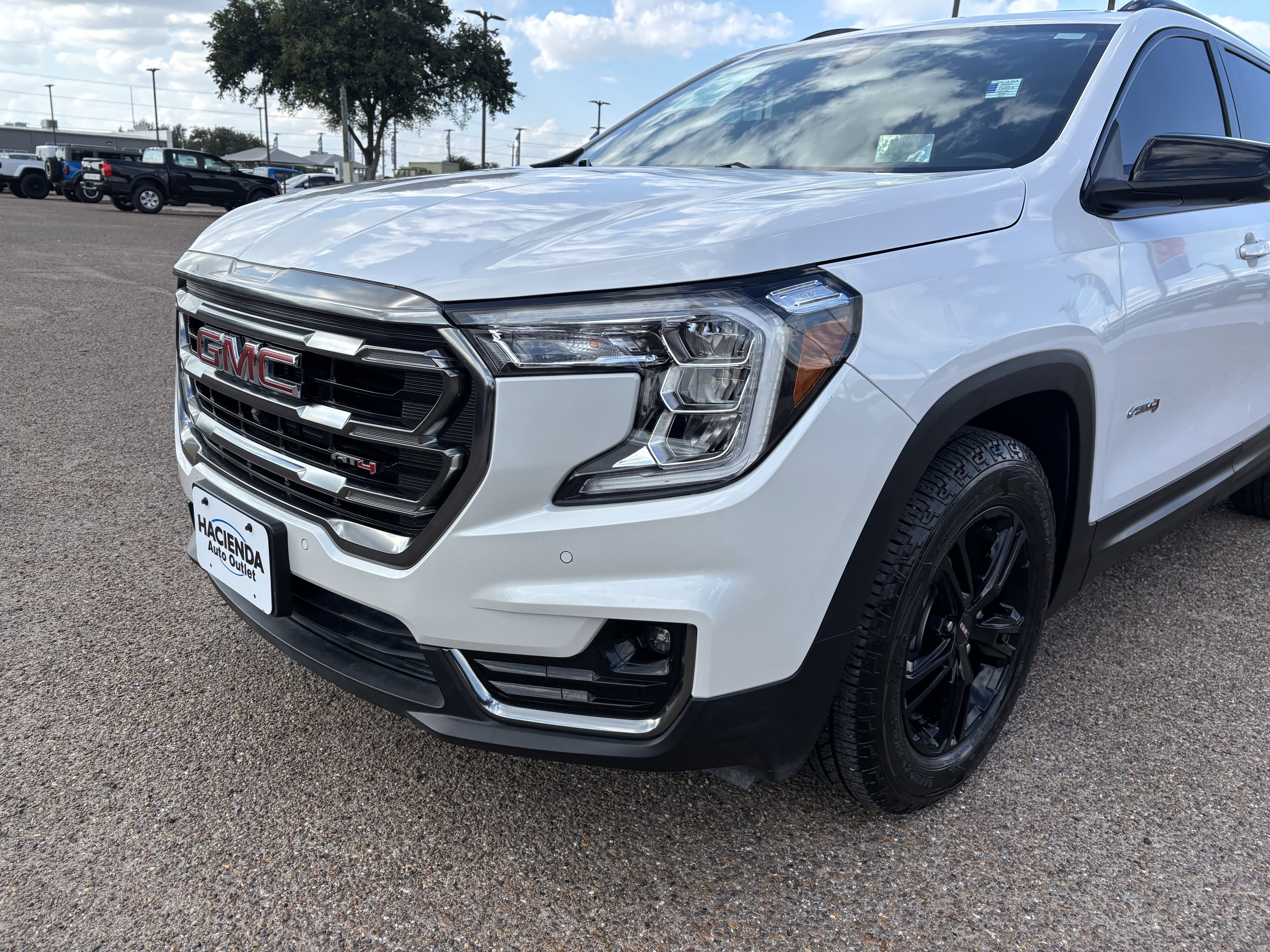 Used 2024 GMC Terrain AT4 w/ Infotainment Package II image 2
