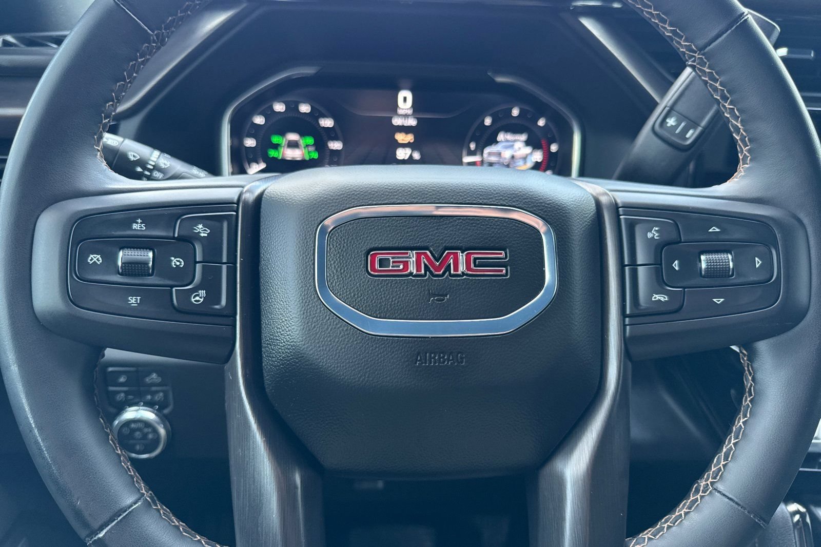 Used 2025 GMC Sierra 2500 AT4 AWD/4WD image 24