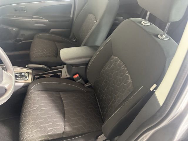 Used 2025 Mitsubishi Outlander Sport ES AWD/4WD image 26