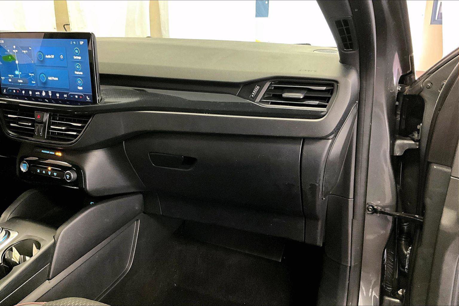 Certified 2023 Ford Escape ST-Line w/ Tech Pack #1 image 15