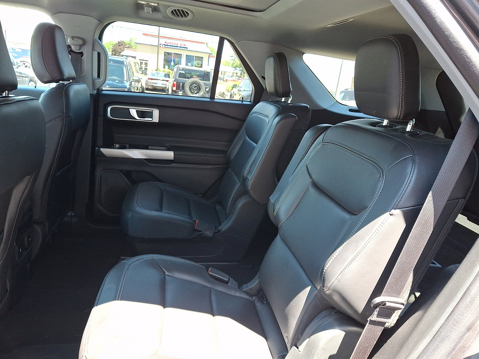 Certified 2023 Ford Explorer XLT w/ Equipment Group 202A AWD/4WD image 11