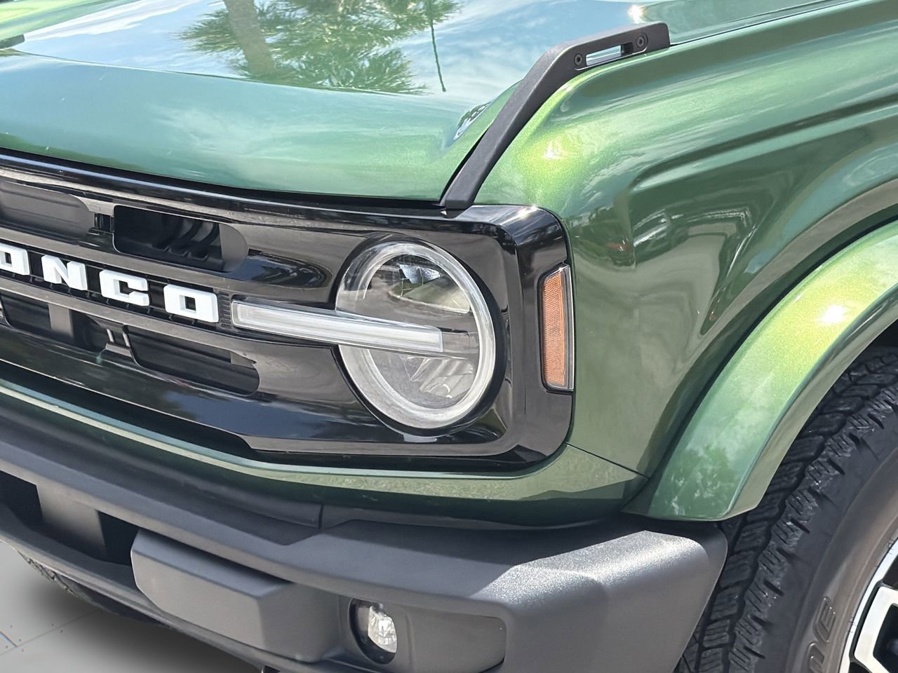 Certified 2025 Ford Bronco Outer Banks AWD/4WD image 6