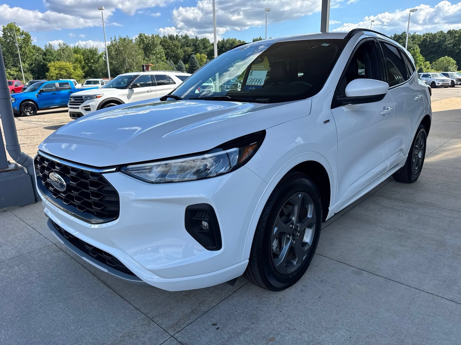 Certified 2023 Ford Escape ST-Line Select w/ Tech Pack #1 AWD/4WD image 3