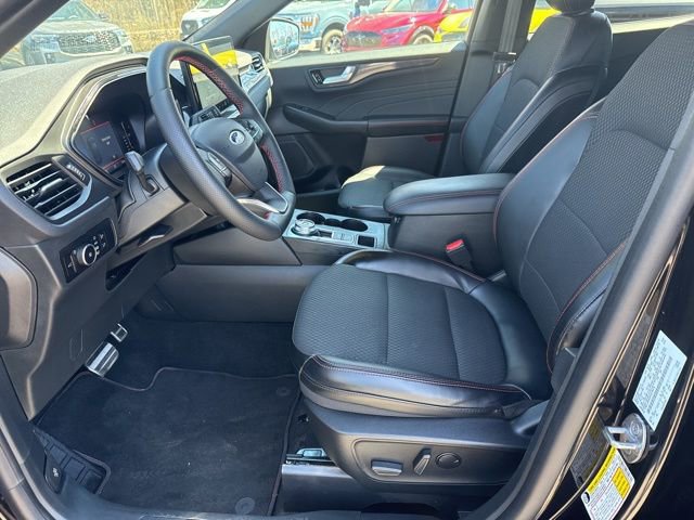 Certified 2023 Ford Escape ST-Line Select w/ Tech Pack #1 AWD/4WD image 14