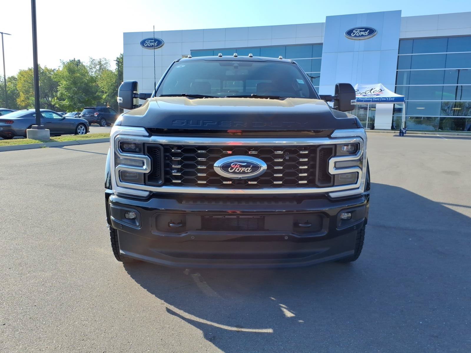 Certified 2026 Ford F450 Platinum w/ FX4 Off-Road Package AWD/4WD image 8