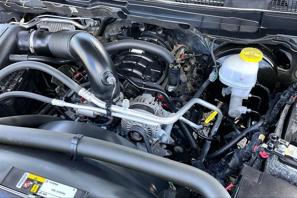 Used 2020 RAM 1500 Classic SLT w/ Luxury Group RWD image 35
