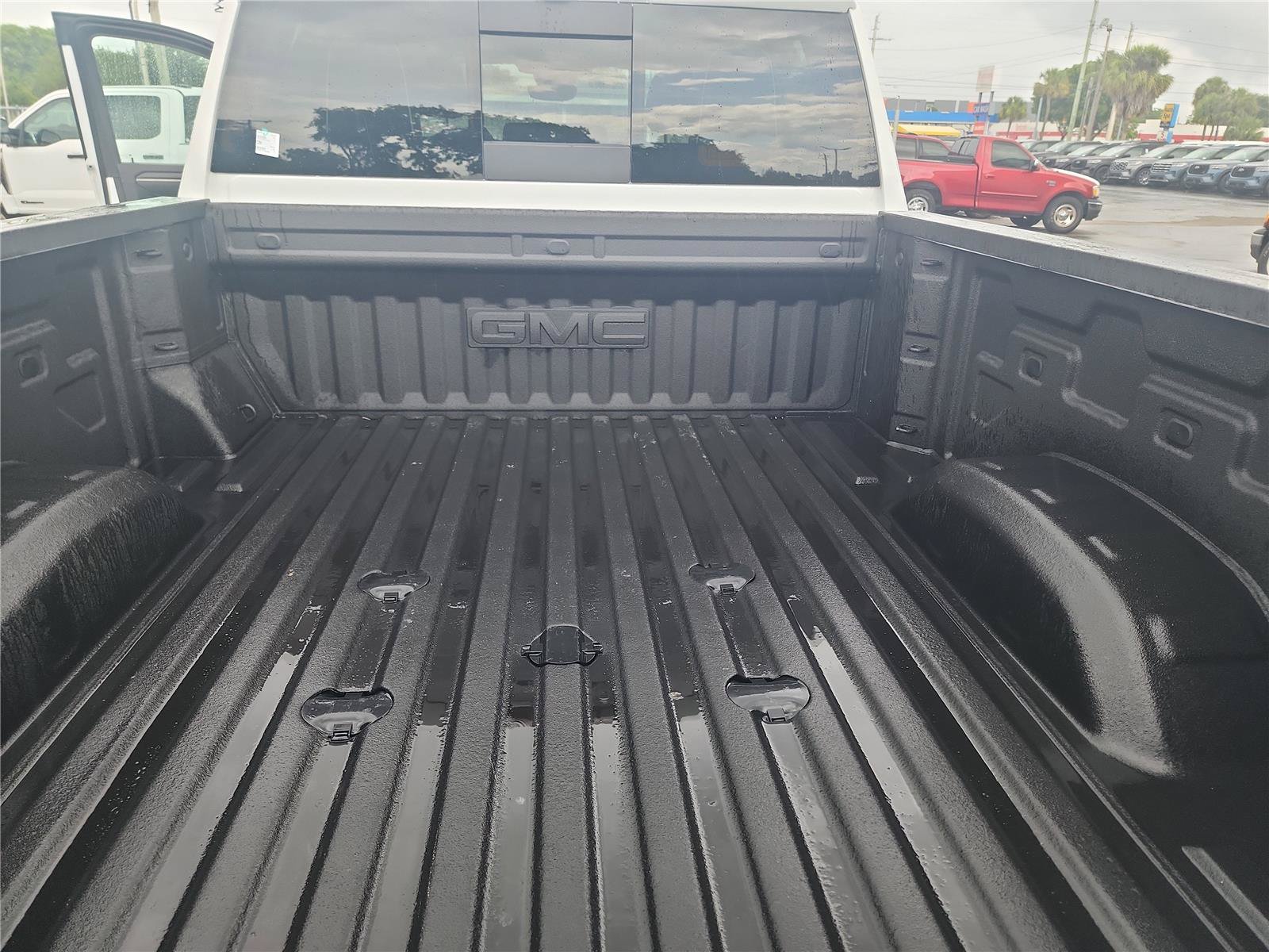Used 2025 GMC Sierra 2500 AT4X w/ AT4X AEV Edition AWD/4WD image 29