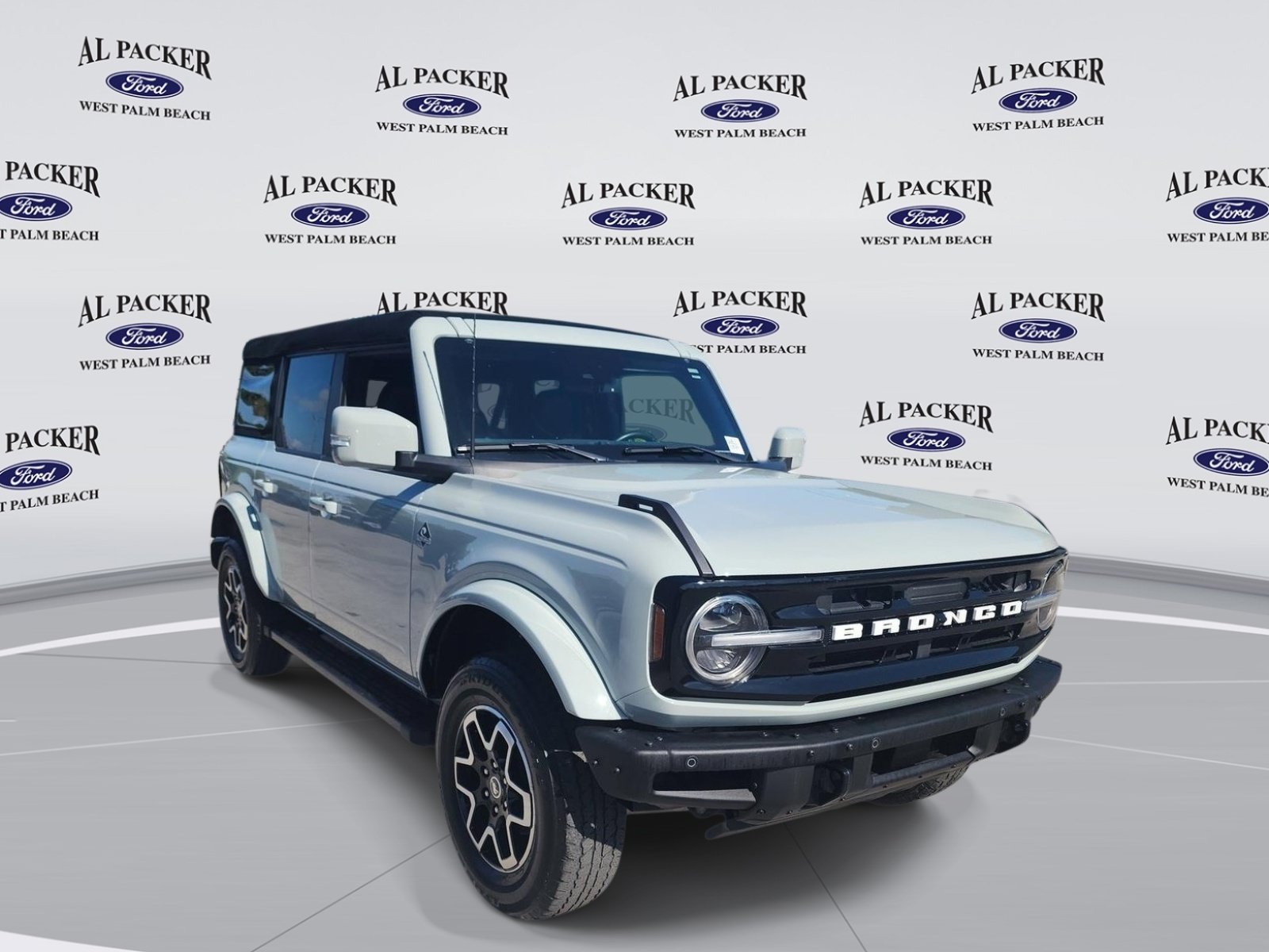 Certified 2024 Ford Bronco Outer Banks AWD/4WD image 8