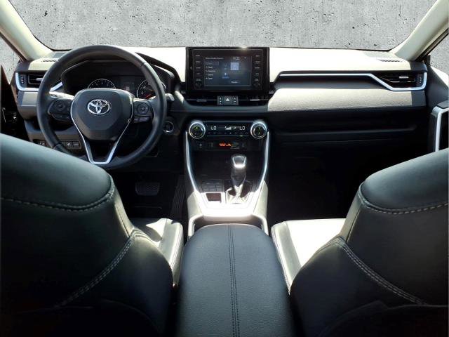 Used 2019 Toyota RAV4 XLE Premium w/ Cold Weather Package AWD/4WD image 15