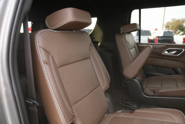 Used 2021 Chevrolet Suburban High Country w/ Max Trailering Package image 18