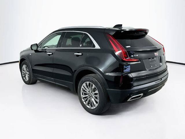 Used 2024 Cadillac XT4 Premium Luxury FWD image 4