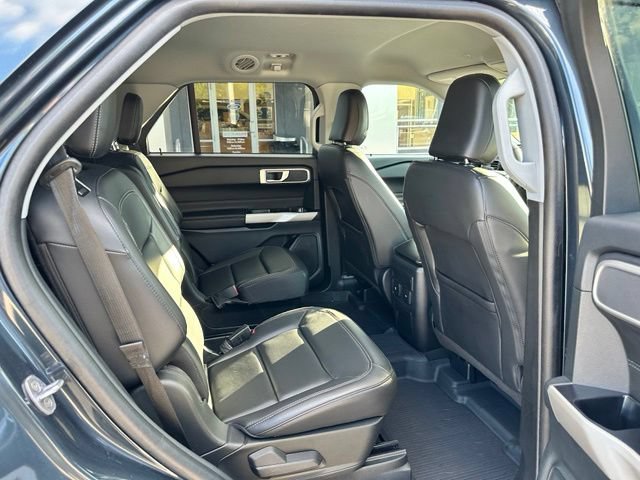 Certified 2023 Ford Explorer XLT w/ Equipment Group 202A AWD/4WD image 46