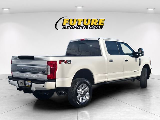 Certified 2019 Ford F350 Platinum w/ Platinum Ultimate Package AWD/4WD image 5
