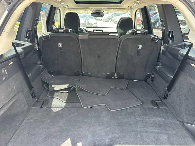 Used 2025 Volvo XC90 B6 Plus AWD/4WD image 8