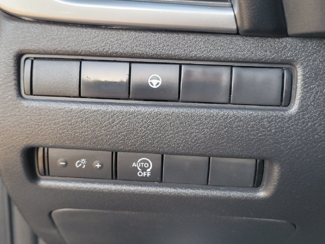 Used 2023 Nissan Rogue SV FWD image 16