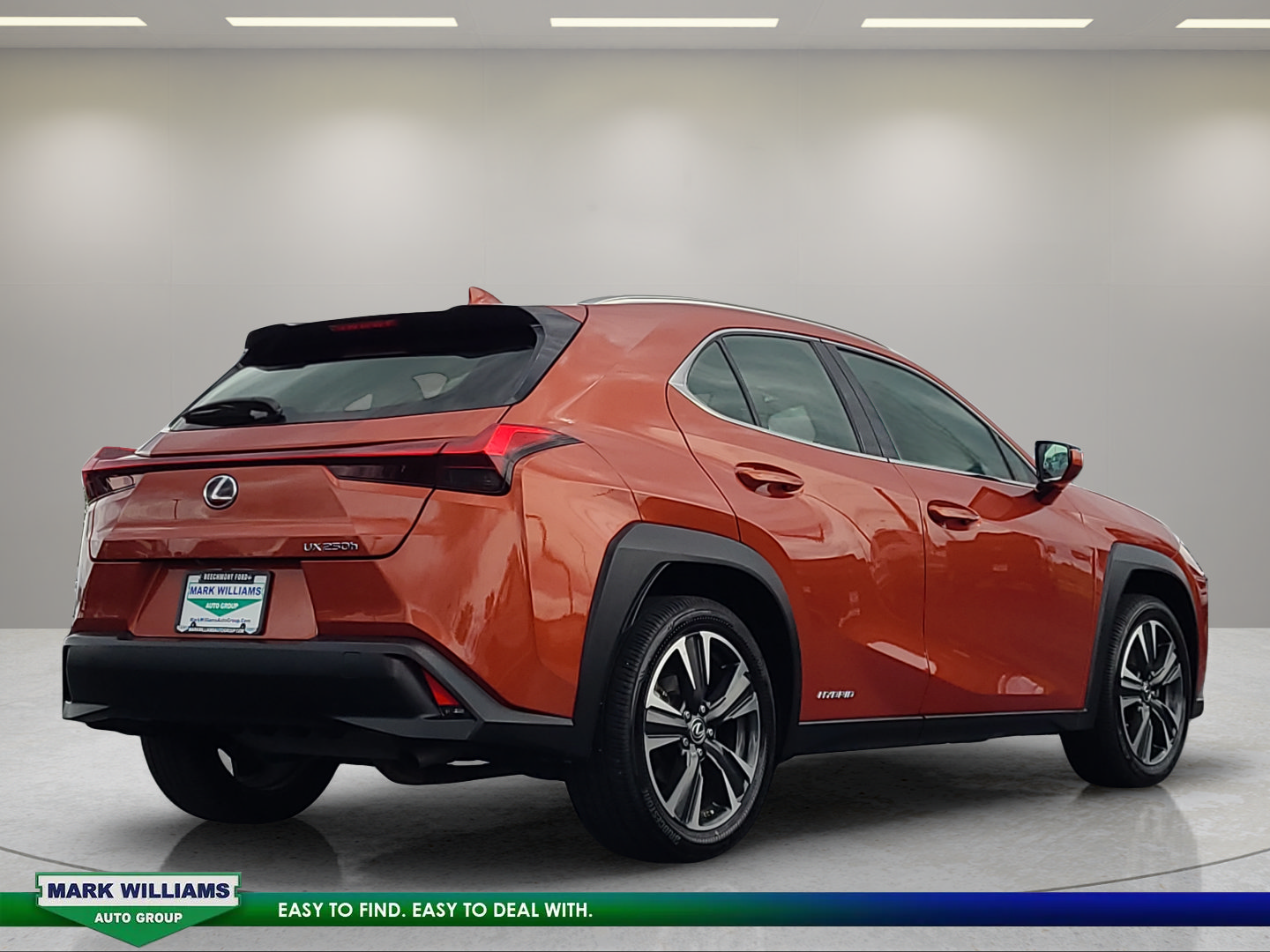 Used 2019 Lexus UX 250h w/ Accessory Package 2 AWD/4WD image 4