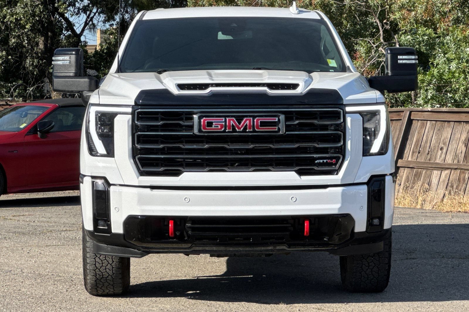 Used 2025 GMC Sierra 2500 AT4 AWD/4WD image 10