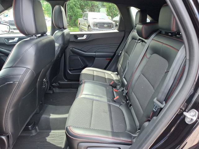 Certified 2023 Ford Escape ST-Line w/ Tech Pack #1 AWD/4WD image 10