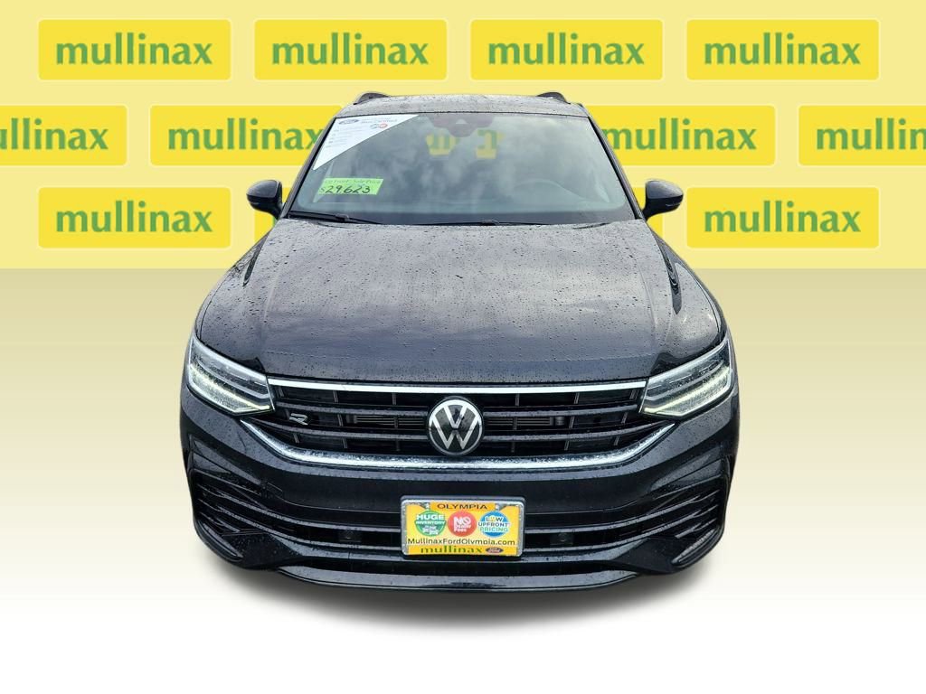 Used 2024 Volkswagen Tiguan SE R-Line image 16