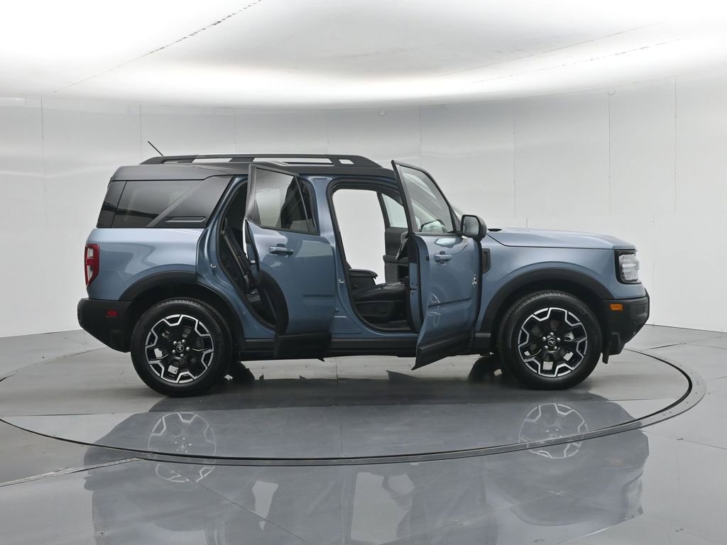 Certified 2025 Ford Bronco Sport Outer Banks w/ Outer Banks Tech Package+ image 5