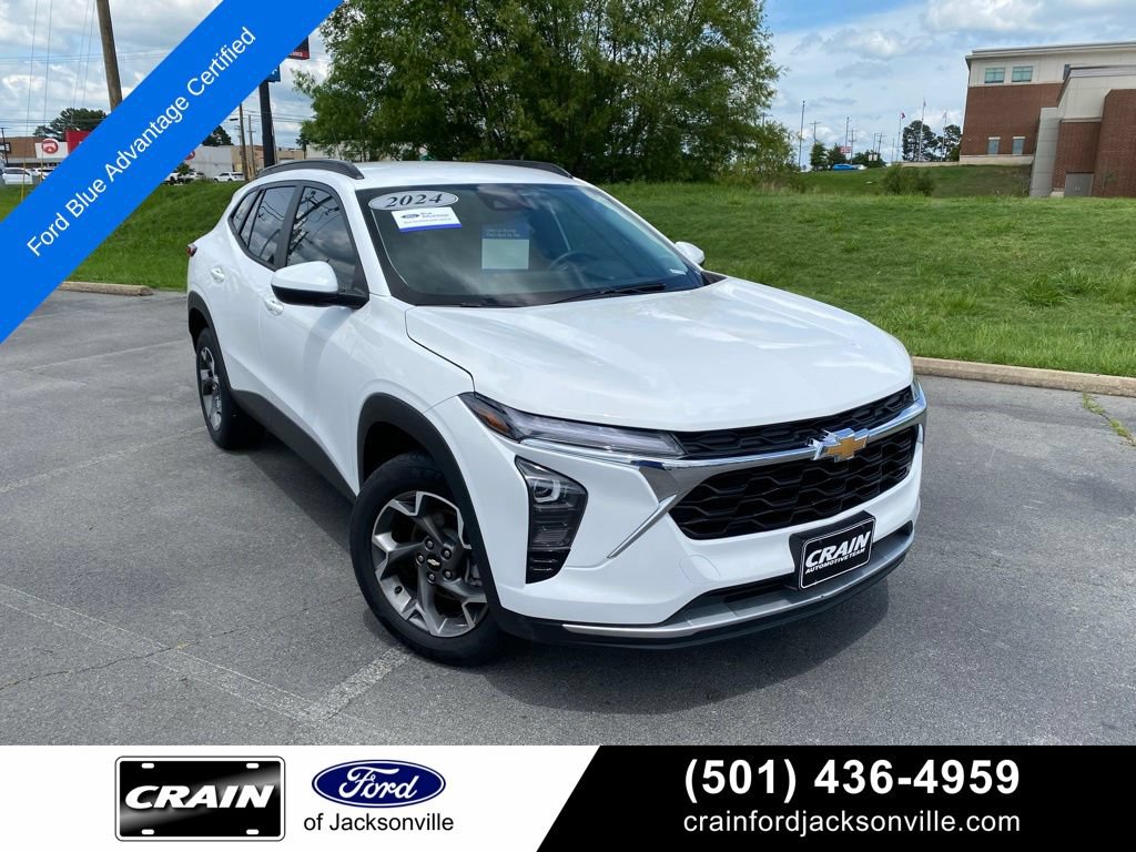 Used 2024 Chevrolet Trax LT w/ Driver Confidence Package