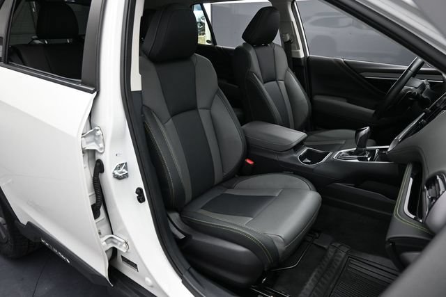 Used 2023 Subaru Outback Onyx Edition AWD/4WD image 27