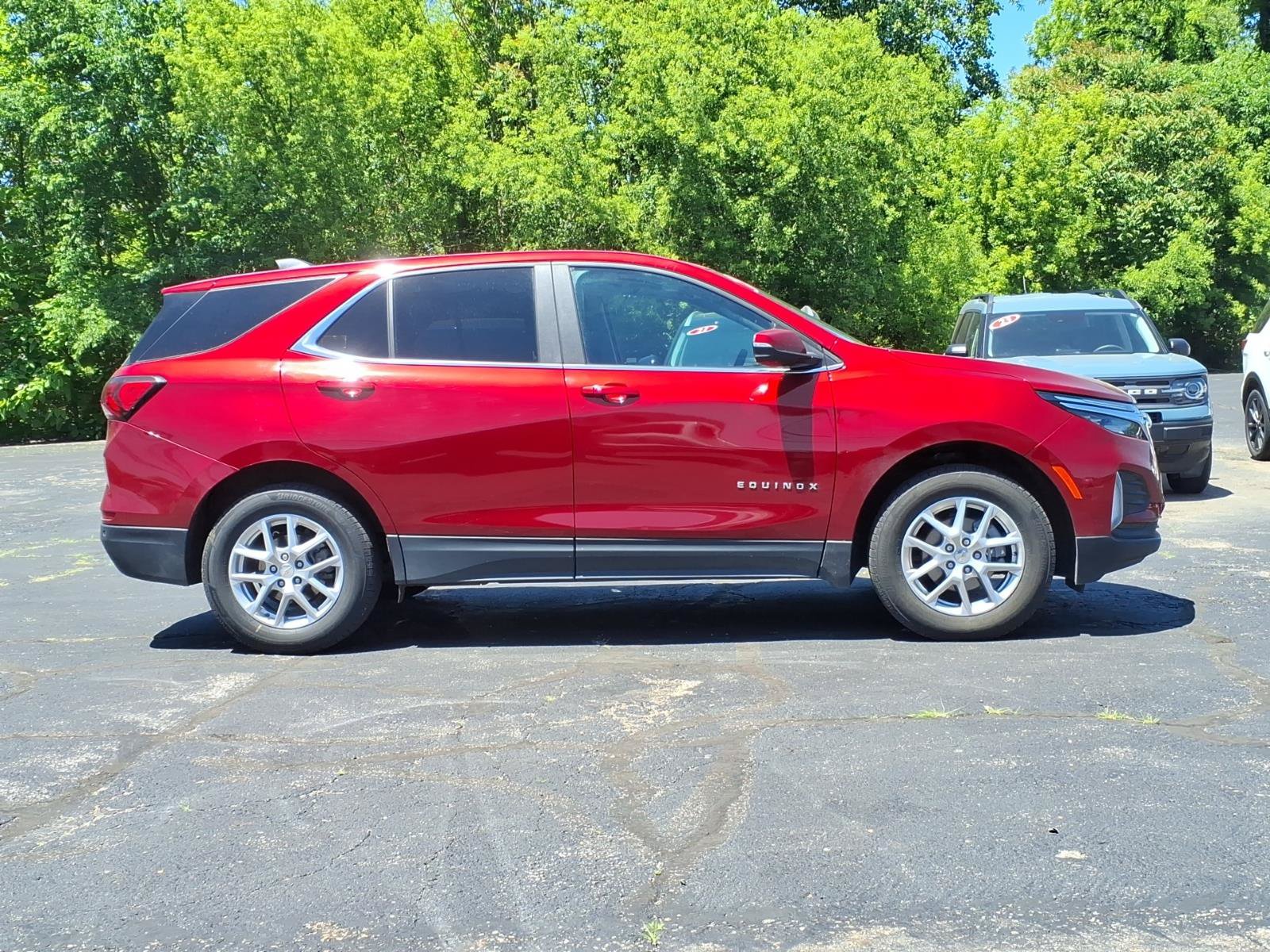 Used 2023 Chevrolet Equinox LT AWD/4WD image 16