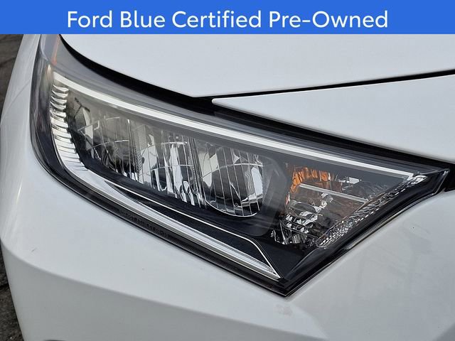 Used 2021 Toyota RAV4 XLE image 10