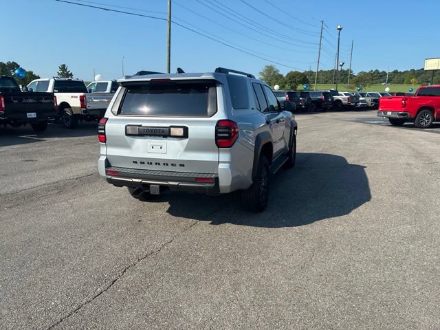 Used 2025 Toyota 4Runner SR5 AWD/4WD image 36